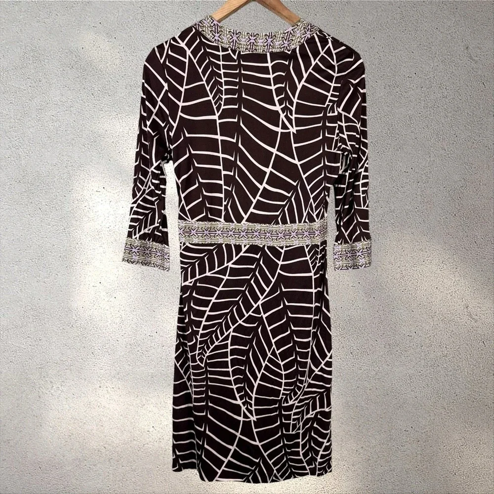 Tory Burch Brown White Abstract Banana Leaf Print Silk Dress V-Neck 3/4 Sleeve M